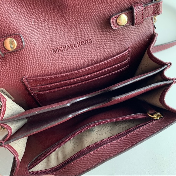 Michael Kors Collection Saffiano Crossbody Wallet Bag Burgundy Red - Picture 2 of 9